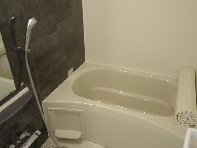 リヴァーレみたけの浴室