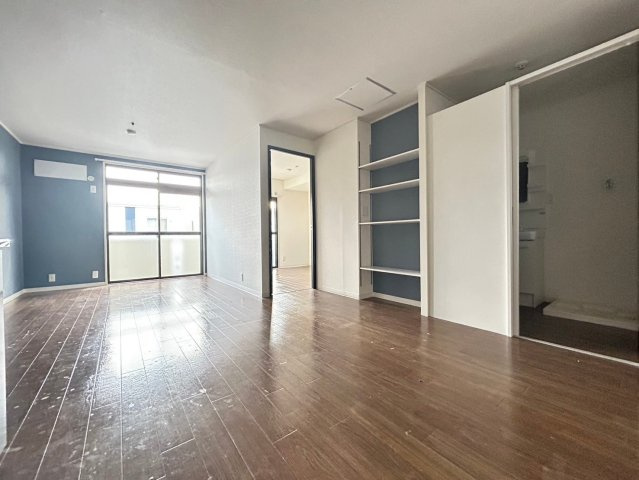 若園ハイツの洋室