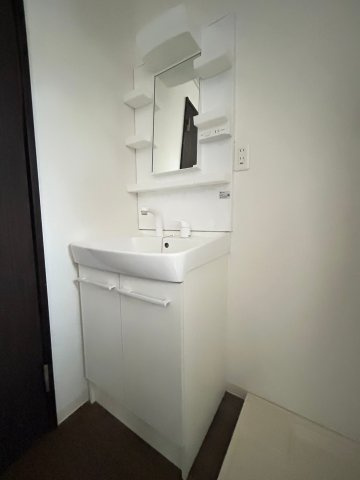 若園ハイツの洗面所