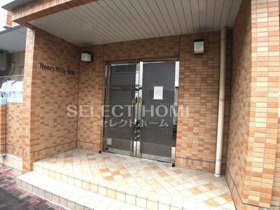 【エントランス】 | ハートヒルズ舳越 | 落ち着いたエントランスです
同型タイプ