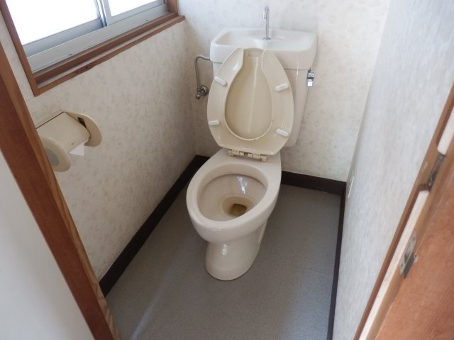 小平井住宅のトイレ