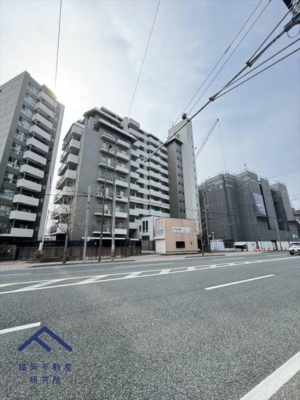 グリーンマンション姪浜の外観