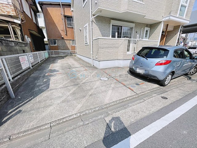 【駐車場】 | フィオーレ【名古屋市賃貸・1フロアー1戸】