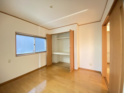 【洋室】 | 三枝ビル