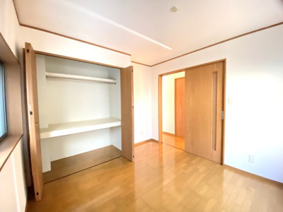 【洋室】 | 三枝ビル