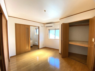 【洋室】 | 三枝ビル | フローリングの床が光っています☆