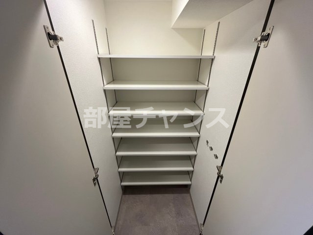 エステムコート名古屋葵の収納