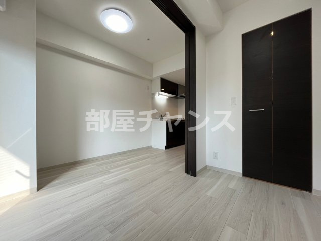 エステムコート名古屋葵の寝室