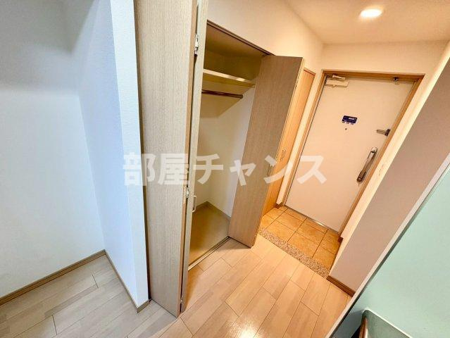 レジディア高岳の玄関