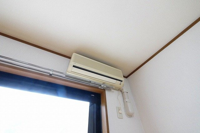 サニーハウスタムラの設備|嬉しいエアコン完備物件です