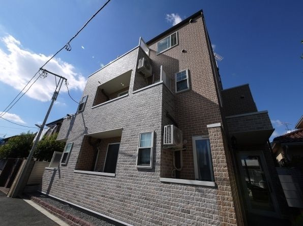 PLUS学芸大学の外観