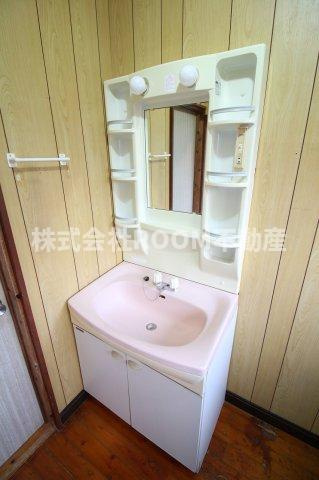 山田貸家(早水町)の玄関|ゆったりとした玄関です