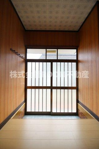 山田貸家(早水町)のキッチン|コンパクトなキッチンで掃除もラクラク