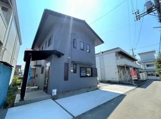 【前面道路含む現地写真】 | カースペースは三台分