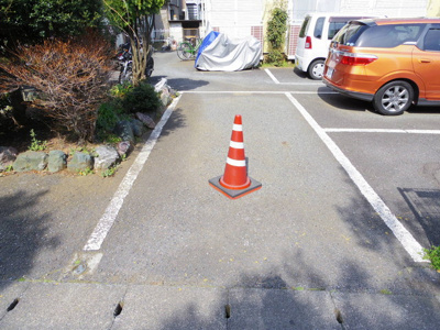 敷地内駐車場（空き要確認）