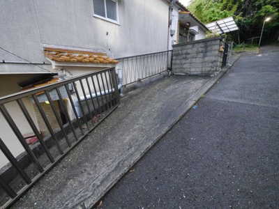 【駐車場】 | 丸山町1丁目戸建 | 軽自動車限定