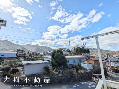 【前面道路含む現地写真】 | 愛川町半原　戸建て♪居住・別荘・投資 | 北西側は遮る建物がなく山々を望むことができます