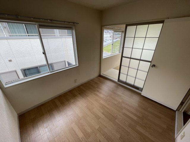 コーポ宮田の洋室