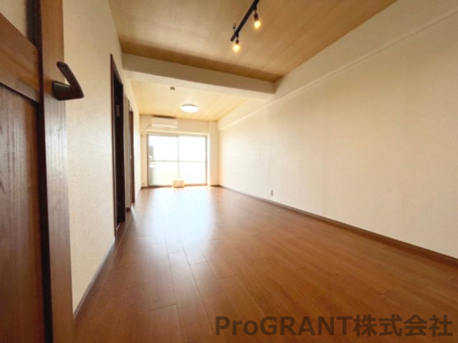 【居間・リビング】