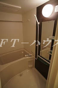 リブリ・LOTUSの浴室