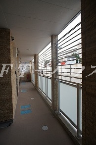 リブリ・LOTUSのロビー