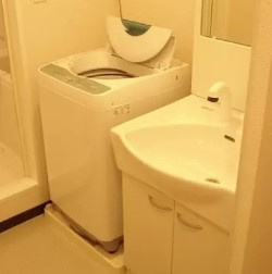 レオネクスト新町の独立洗面台