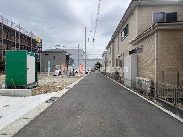 【現地画像あり】　平塚市四之宮3丁目　全７区画　４号棟の前面道路含む現地写真|実際に見学することにより、理想のマイホームイメージがしやすくなりますよ。発見の機会に一度ご内見にいらしてみませんか♪