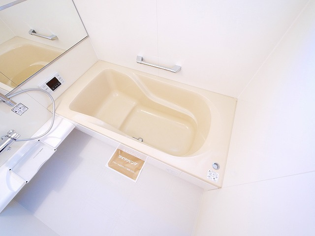 アン　アミの浴室|コンパクトで使いやすいお風呂です