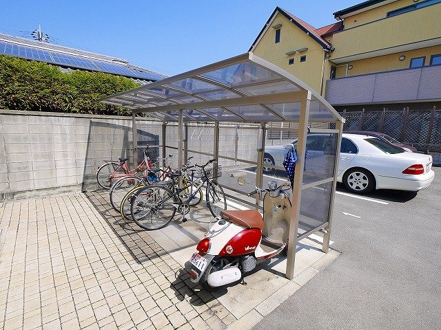 アン　アミのその他共用部分|自転車置き場