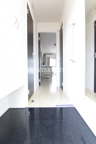 レオネクストNANTSUKAⅡの玄関