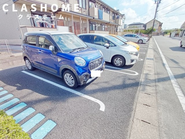 アイリスハイツ　　刈谷市の賃貸ならクラスホーム刈谷店の駐車場