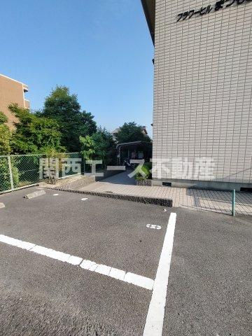 【駐車場】 | フラワーヒルまつもと