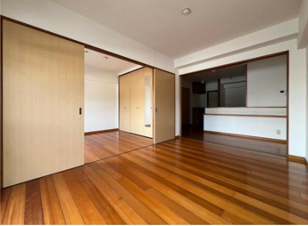 【居間・リビング】