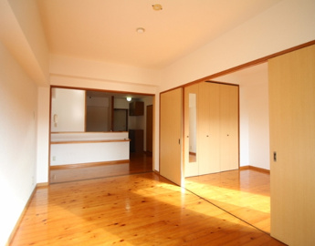 【居間・リビング】