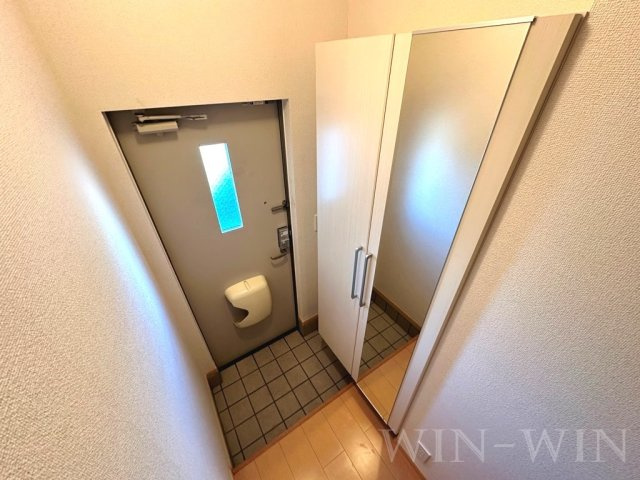 レスト コリーヌの玄関