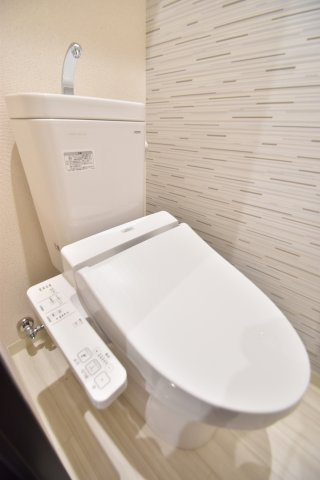 大阪市城東区成育４丁目のアパートのトイレ