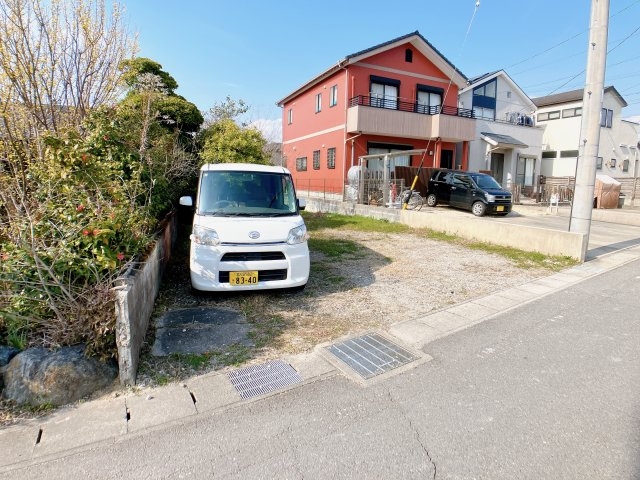 阿久比町　新美様　一軒家の駐車場