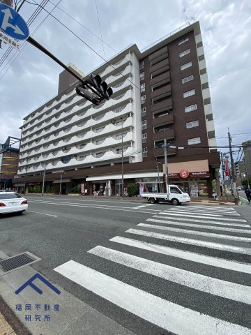 トピレック博多の外観