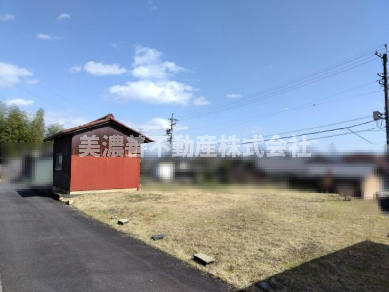 ６２７３５　山県市高木土地の外観