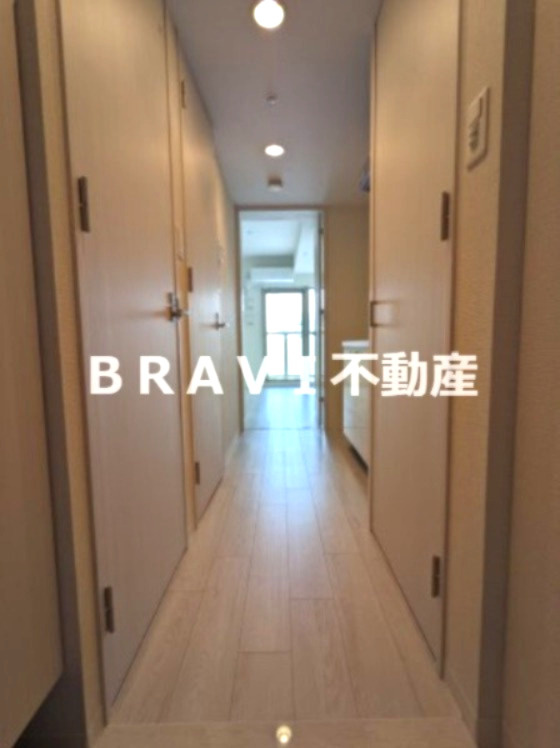 エスリード大阪城クローグ BRAVI不動産の内装|【エスリード大阪城クローグ】白基調できれいな内装