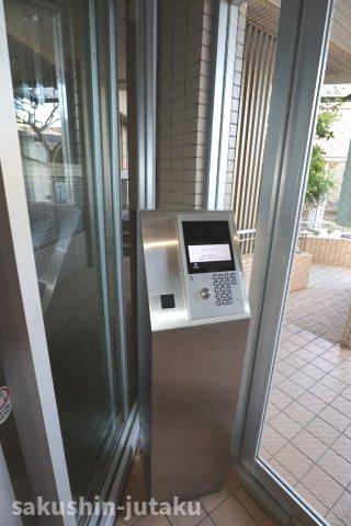 八千代ゆりのき台プラザシティ　３号棟のエントランス|オートロック　安心です。