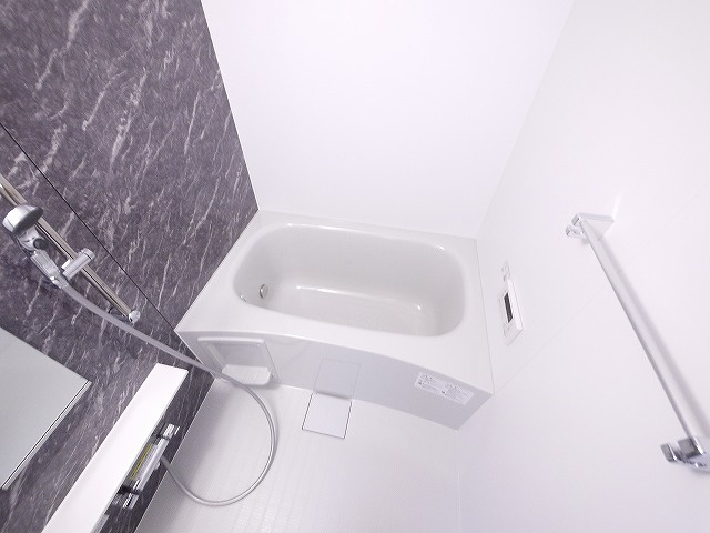 メゾンクレールの浴室|落ち着いた空間のお風呂です