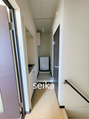 【玄関】 | あけぼの | 2階の室内参考写真です