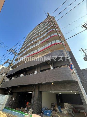 セレニテ九条リアンの外観