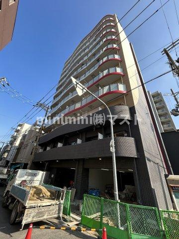 セレニテ九条リアンの外観