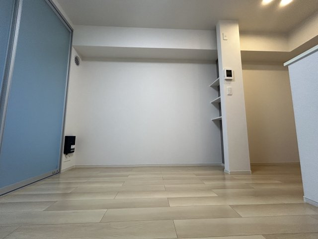 グランブルⅤの居間・リビング