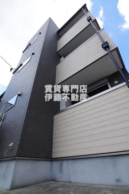 LUXE.STYLE辻町 WESTの外観