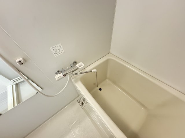 エンデュランス松戸の浴室