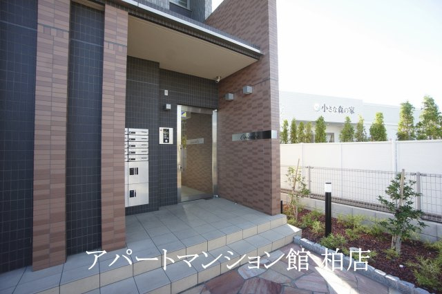 オリエンスのエントランス