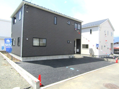 【駐車場】 | クレイドルガーデン市川三郷町上野第2　2号棟 | カースペースがあります